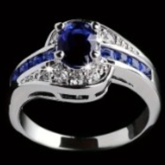 Oval Blue Zirconia Gemstone Ring Synthetic Cubic Zirconia Zinc Alloy 4-prong-set - Picture 2 of 10